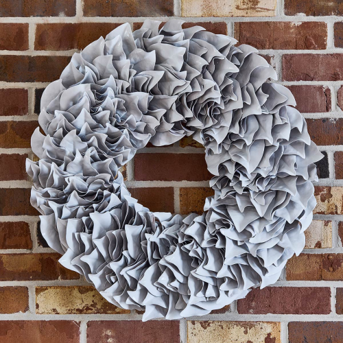 White Lacquer Wreath
