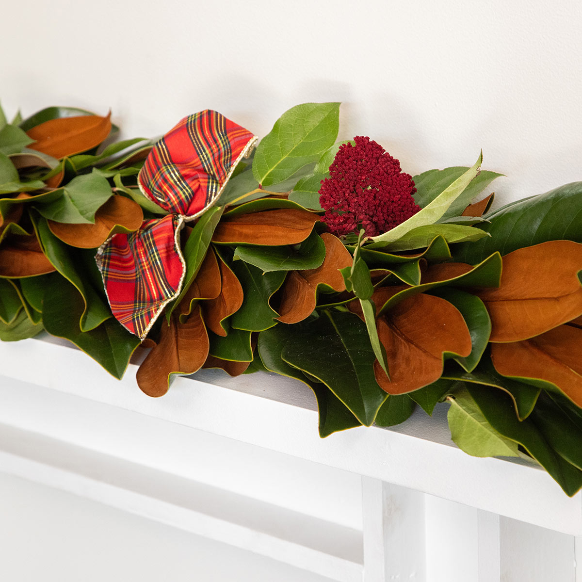 Jingle Bell Blossom Garland